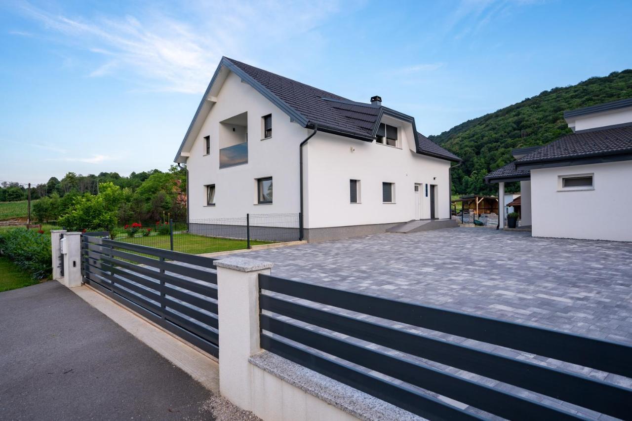 Apartments & Room Forest Slunj Exterior photo